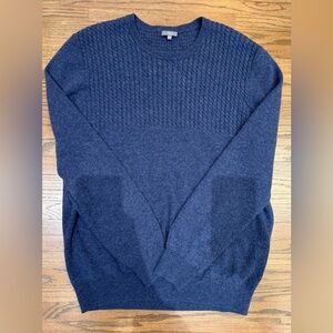 Men's Crewneck Light Sweater in Navy Blue
